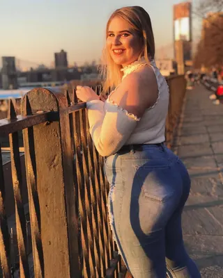 Anne-Claire, 37 ans, cougar à Hœnheim