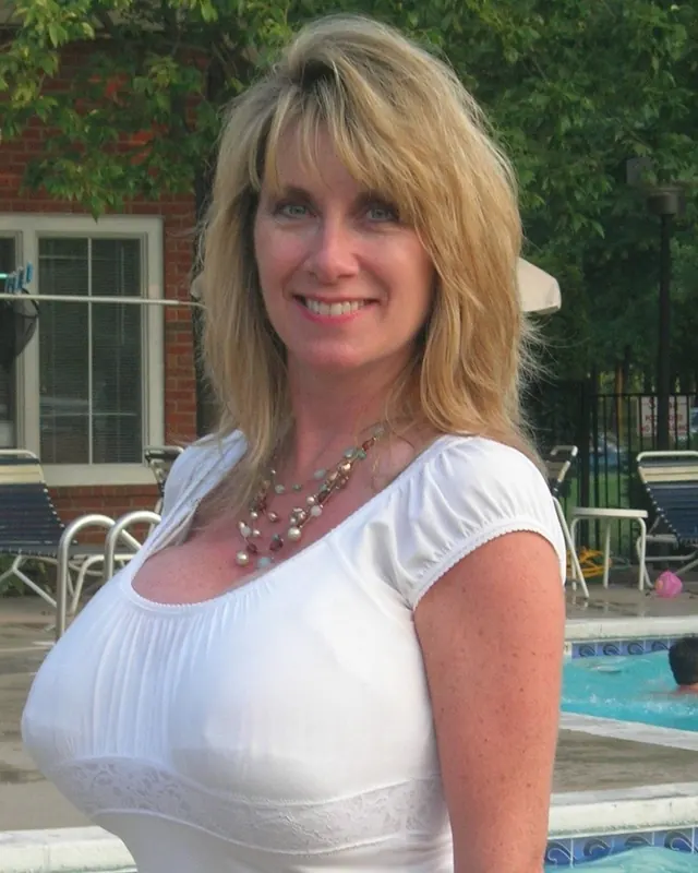 Ariane, 48 ans, cougar à Marennes