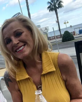 Laurence, 38 ans, cougar à Paris