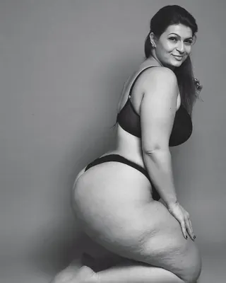 Lauriane, 45 ans, cougar à Brest