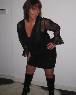 Sandrine, 55 ans, cougar à Nice
